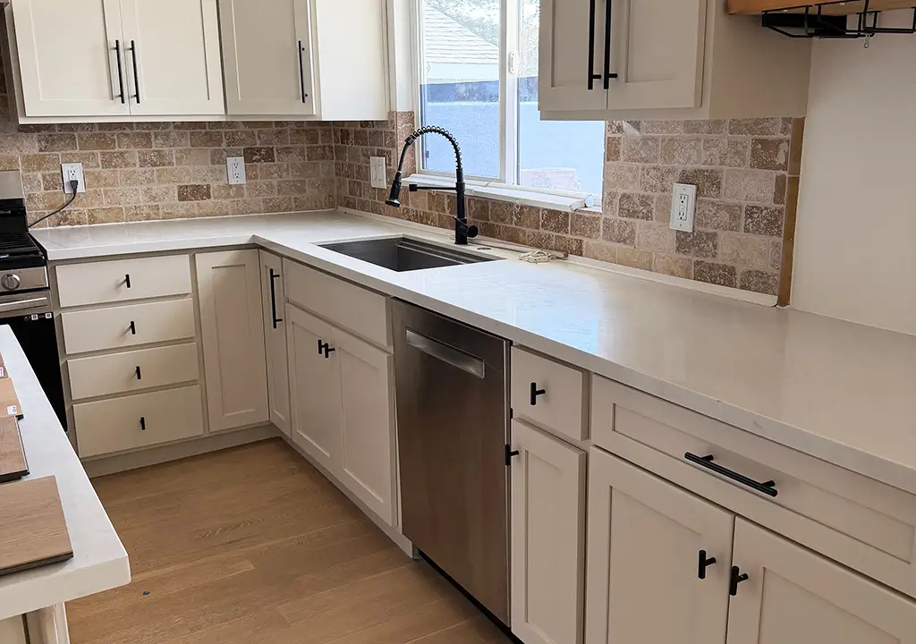 kitchen cabinet
